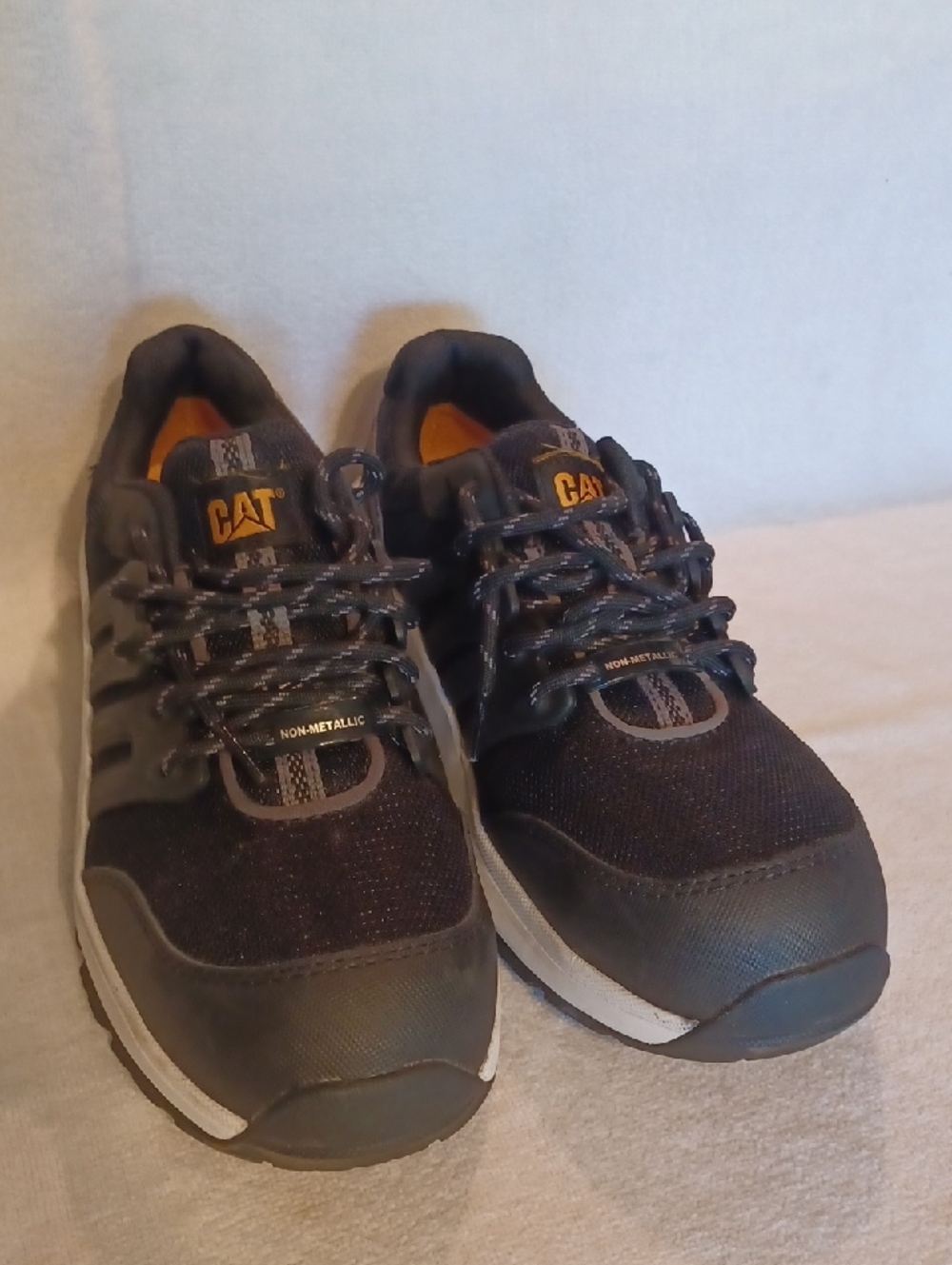 Caterpillar Black and Gray Athletic Lace-Up Shoes Composite Toe Safety Shoes 7.5
